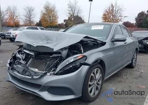 2016 Mercedes-Benz C 300 4Matic from USA, damaged, VIN 55SWF4KB7GU150938